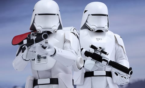 star-wars-first-order-snowtrooper-set-hot-toys-feature-902553-2