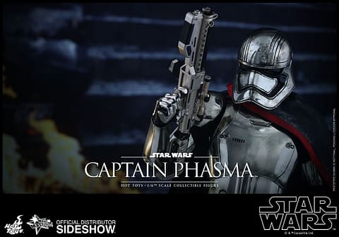 star-wars-captain-phasma-sixth-scale-hot-toys-902582-13
