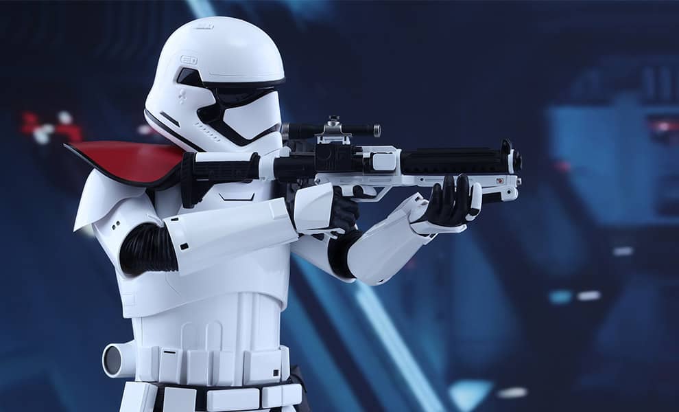 First Order Stormtrooper Officer - Star Wars Episode VII: The Force Awakens  - MMS Figure by Hot Toys